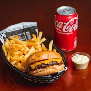 imagem do produto  Zé burguer tradicional combo