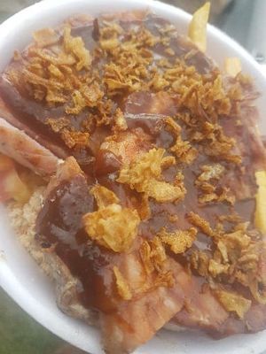 imagem do produto Pernil Suíno ao Molho Barbecue e Crispy de Cebola