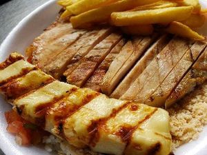 imagem do produto Pernil Suíno+Queijo Coalho (P)