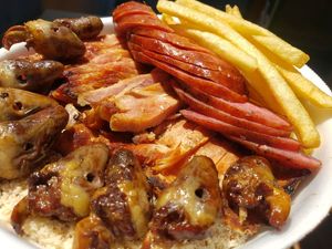 imagem do produto Churrasco de Pernil+ Coração+ Linguiça de Pernil