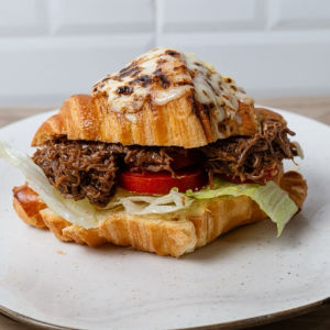 imagem do produto Croissant de costela com barbecue