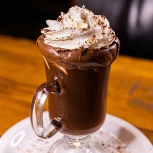 imagem do produto Chocolate quente c/ Chantilly 
