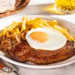 imagem do produto Bife á cavalo 