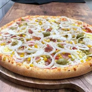 imagem do produto 1 pizza grande + 1 pizza média + 1 Refri 1,5 L