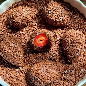 imagem do produto Coxinha Brigadeiro com morango