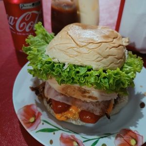 imagem do produto X-TUDO Especial (CHEDDAR ou CATUPIRY)