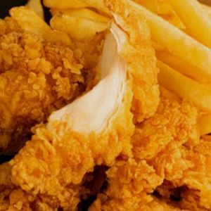 imagem do produto Porção de filé de frango empanado cortado em tiras + 250g  de batata frita 