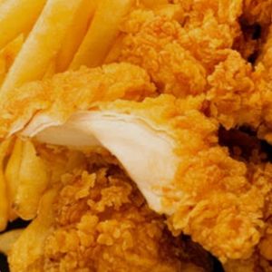 imagem do produto Porção de filé de frango empanado  cortado em tiras + 250g de batata frita 