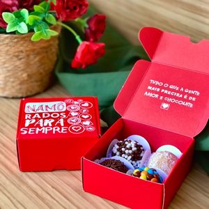 imagem do produto Cx Namorados para sempre c/ 4 brigadeiros gourmet 