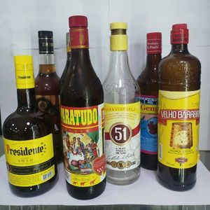imagem do produto Bebidas destiladas de alta qualidade!
- Sabores e características únicas  vodka, Cachaça , nevada, paratudo, corote, Gengibre 