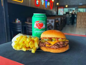 imagem do produto Big Smash Original + lata Guaraná & Fritas + R$ 14,99 leve outro burger