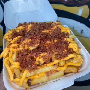 imagem do produto Batata com cheddar original e farofa de bacon