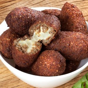 imagem do produto 50*MINI KIBE C/ RECHEIO DE CATUPIRY CREMOSO: