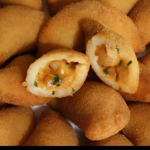 imagem do produto 50*MINI RISOLE DE CAMARÃO: