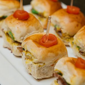 imagem do produto Brioche recheado - 20 und.