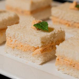 imagem do produto Mini sanduíches - 20 und