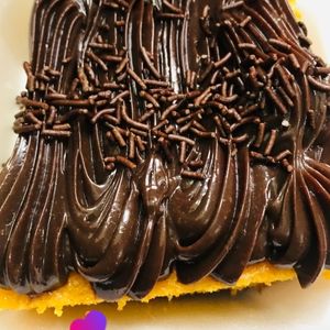 imagem do produto Fatia cenoura com cobertura de brigadeiro 