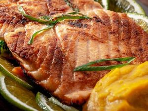 imagem do produto Tepan Thyas de Salmão + Coca Lata  R$ 69,90