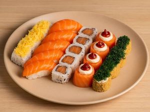 imagem do produto Combo sushi 04 25 peças + coca lata