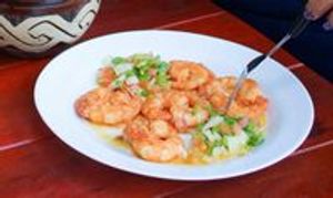 imagem do produto CAMARÃO ROSA AO ALHO E OLEO