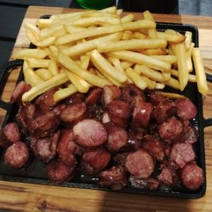 imagem do produto Linguiça caseira com batata 
