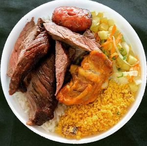 imagem do produto MARMITA PP 400g  1 opção de carne (proteína)