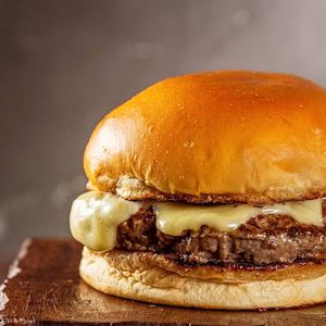 imagem do produto CHESEEBURGER