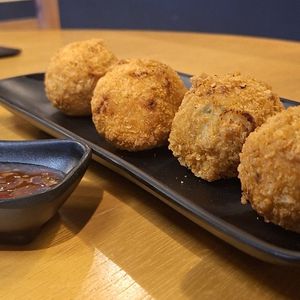 imagem do produto SALMON BALL 4 UN