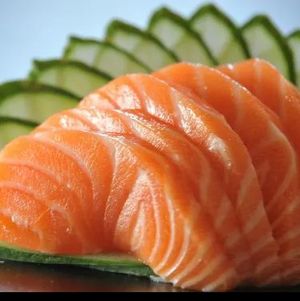imagem do produto SASHIMI DE SALMÃO 6UND.