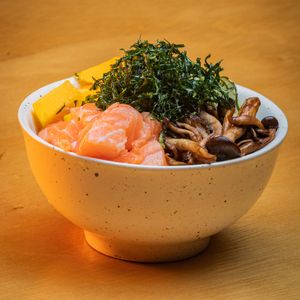 imagem do produto POKE BOWL DE SALMÃO 400G