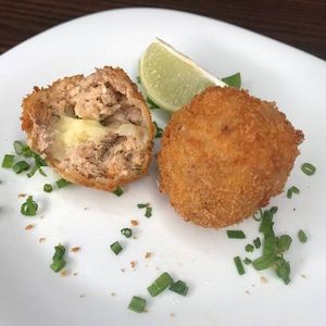 imagem do produto Bolinho de salmão