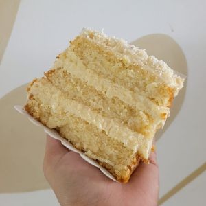 imagem do produto Fatia - Côco cremoso (beijinho)