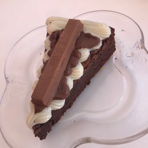 imagem do produto PIZZA BROWNIE DE KITKAT