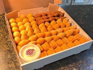 imagem do produto 75 Mini Salgadinhos