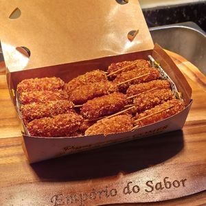 imagem do produto Espetinhos de Frango com Queijo e Bacon