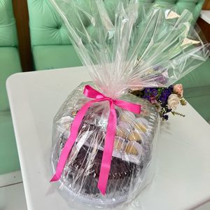 imagem do produto Bolo de chocolate + 15 brigadeiros 