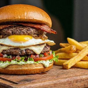 imagem do produto Duplo bacon Premium +batata frita 