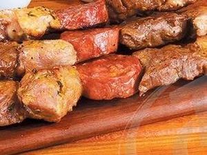 imagem do produto Espeto misto ( carne linguiça e frango )