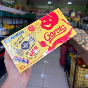 imagem do produto Caixa de bombom garoto 