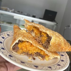 imagem do produto Pastel de Carne, cheddar e Doritos 