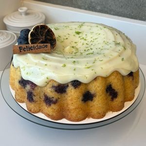 imagem do produto Bolo de Limão com Mirtilos 