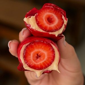 imagem do produto Morango Love Ninho 