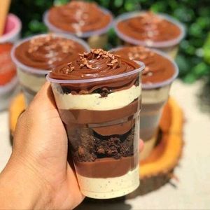imagem do produto Copo Brownie de chocolate e Laka