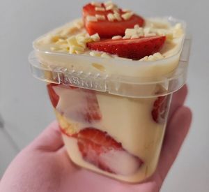 imagem do produto Morango e quatro leites