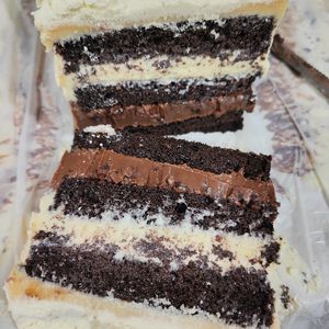 imagem do produto Bolo gelado de ninho e chocolate