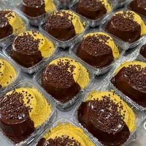 imagem do produto Bolinho vulcão de maracujá e chocolate