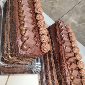 imagem do produto Fatia de bolo Matilda ( todo de chocolate) 
