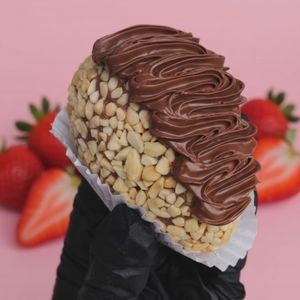 imagem do produto Coxinha de morango e Ferrero Rocher 