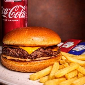 imagem do produto Burguer Gêneses+batata+coca cola 310ml.