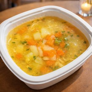 imagem do produto 🍲 Para quem quer leveza no prato: Sopa de legumes e frango desfiado 